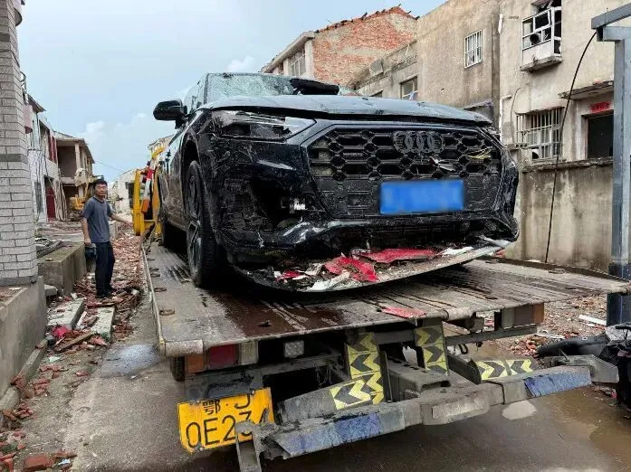 Audi birgt 148 Fahrzeuge nach Taifun in China – E-Autos im Fokus