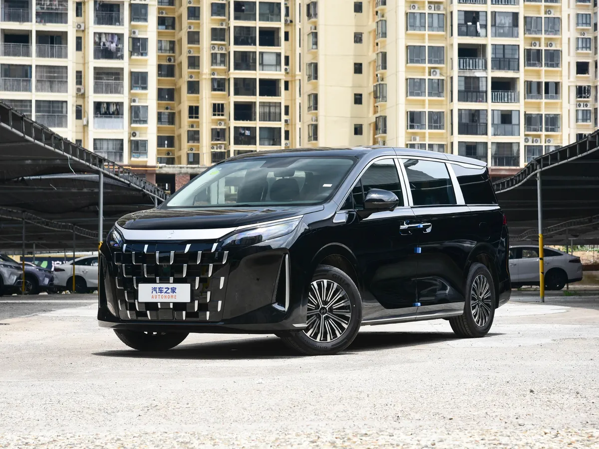 BYD-Tochter Linghui bringt M9: Hybrid-MPV ab 24.200 €