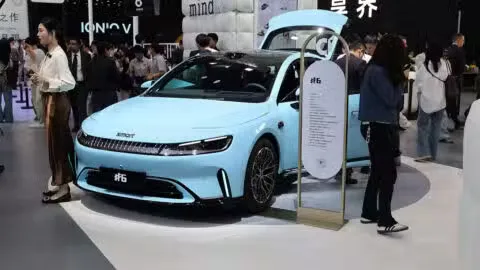 Smart #6 EHD: Mercedes und Geely starten Vorverkauf des größten Modells