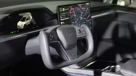 Tesla bemüht sich um FSD-Einfuhr in China – Fortschritte in den Niederlanden